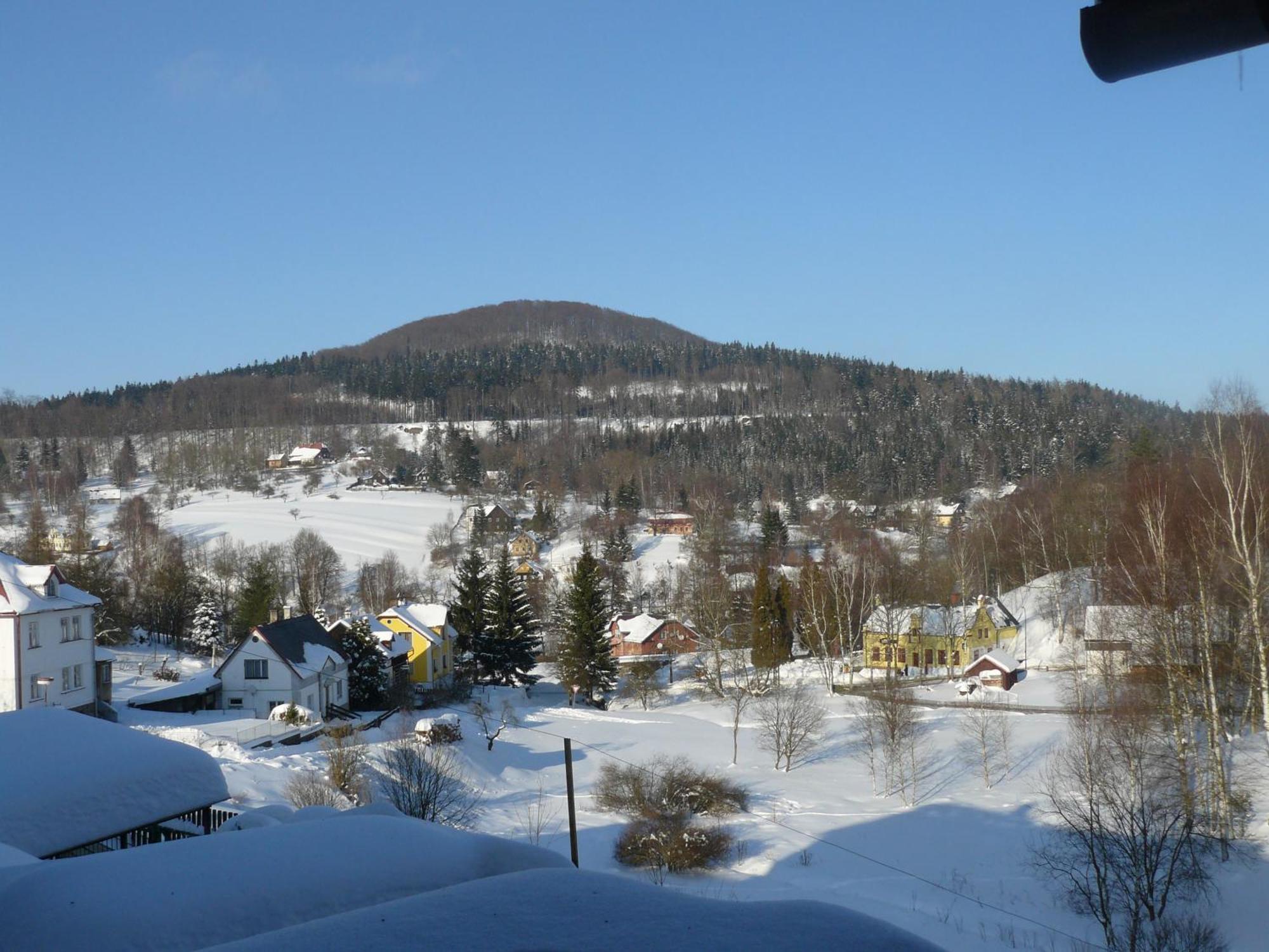 Pension Helene S Mini Pivovarem Kytlice Buitenkant foto