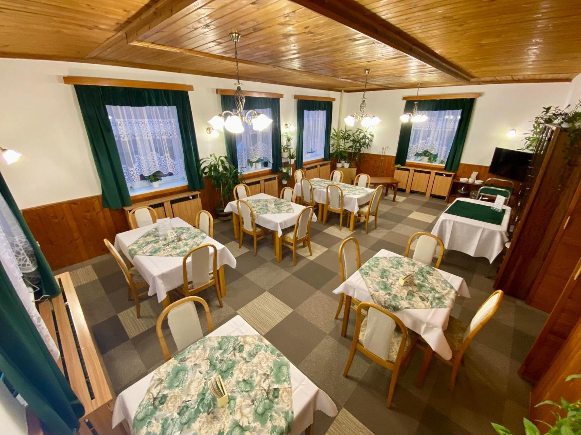 Pension Helene S Mini Pivovarem Kytlice Buitenkant foto