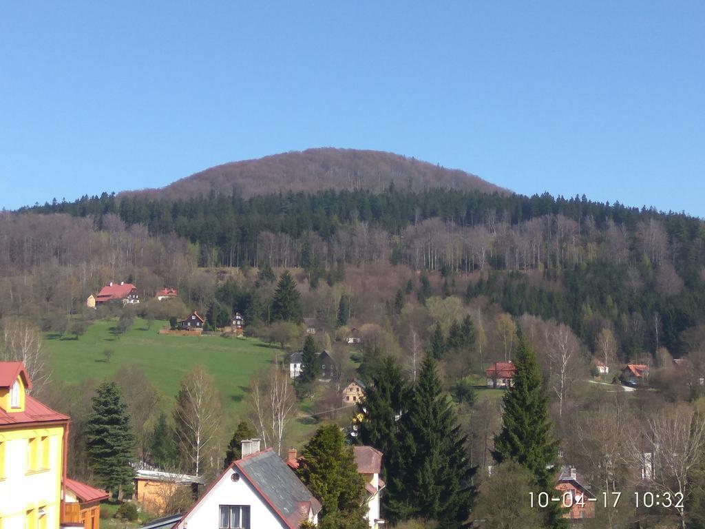 Pension Helene S Mini Pivovarem Kytlice Buitenkant foto