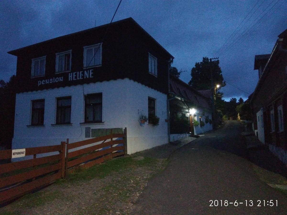 Pension Helene S Mini Pivovarem Kytlice Buitenkant foto