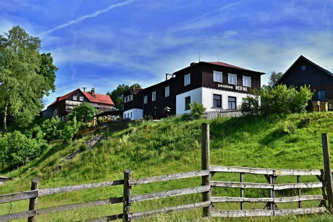 Pension Helene S Mini Pivovarem Kytlice Buitenkant foto